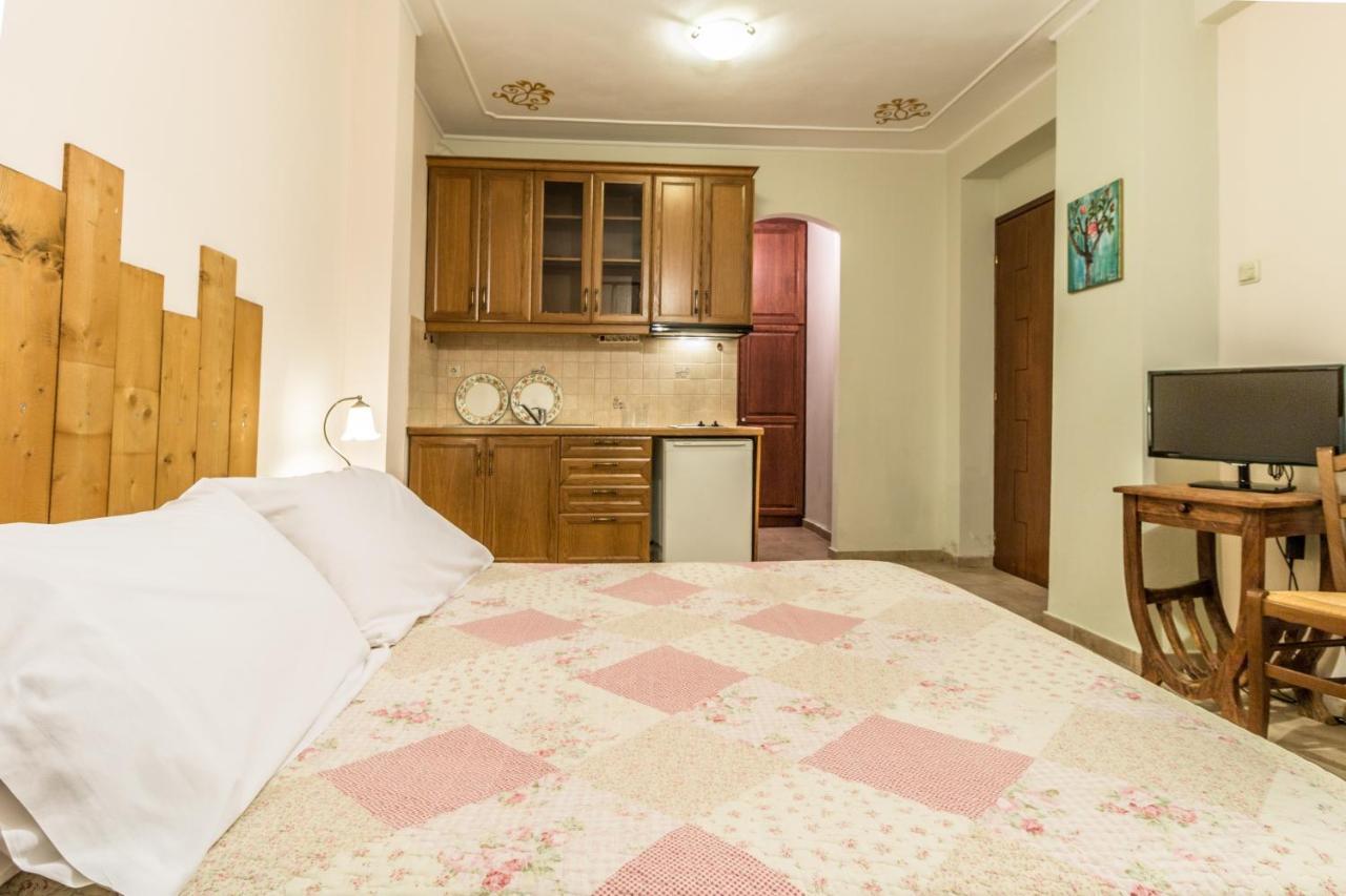 Triantafillies Guesthouse 포르테리아 외부 사진